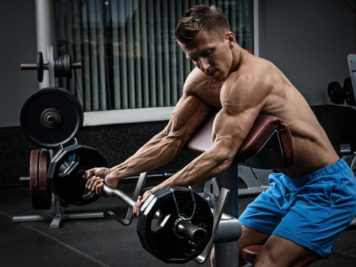 Training mit einer Scott-Curl-Bank: Was ist zu beachten? Scott Curls Bank